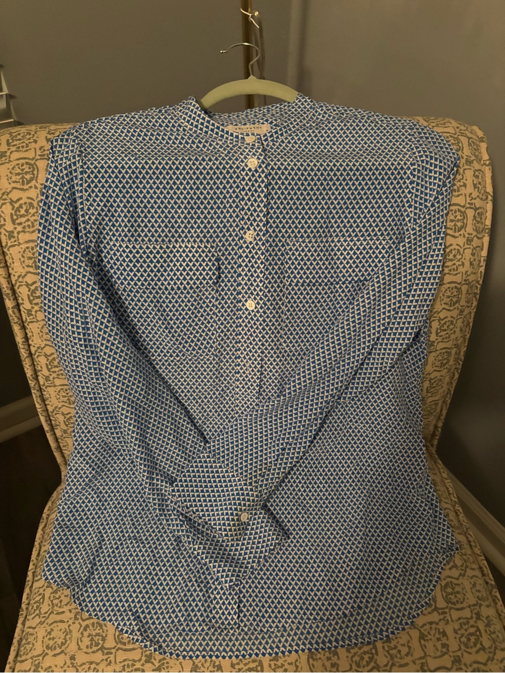 Ladies Blue 100 % Silk Patterned Button-Front Shirt